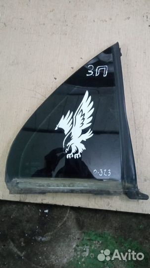 Стекло заднее правое левое глухое Opel Omega B