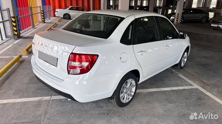 LADA Granta 1.6 МТ, 2023, 3 км
