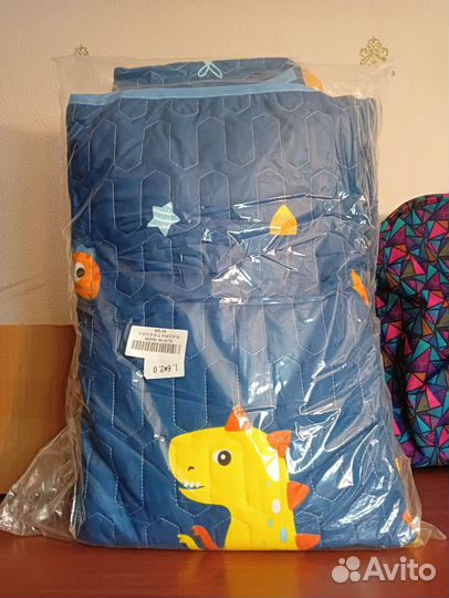 Водонепроницаемый утолщённый защитный наматрасник