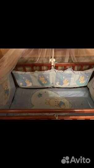 Детская кроватка