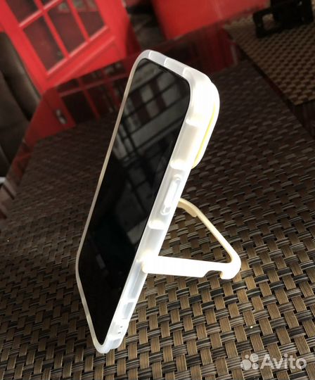 Чехол с подставками для iPhone 13 Pro Max