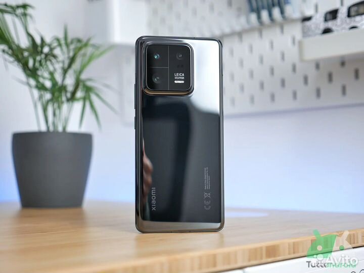 Xiaomi 13 Pro, 12/256 ГБ