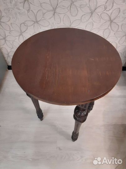 Антикварный столик 19 век