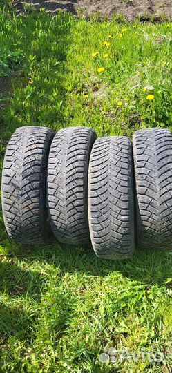 Michelin X-Ice North 4 185/65 R15 92T