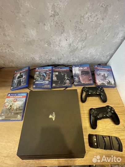 Sony PS4 pro 1tb