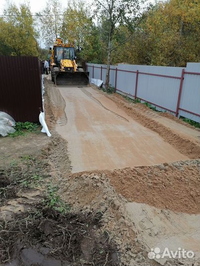 Выравнивание, раскорчевка, отсыпка участка