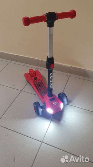 Трехколёсный самокат kreiss