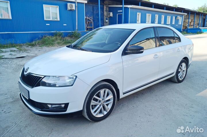 Skoda Rapid 1.6 AT, 2018, 84 000 км