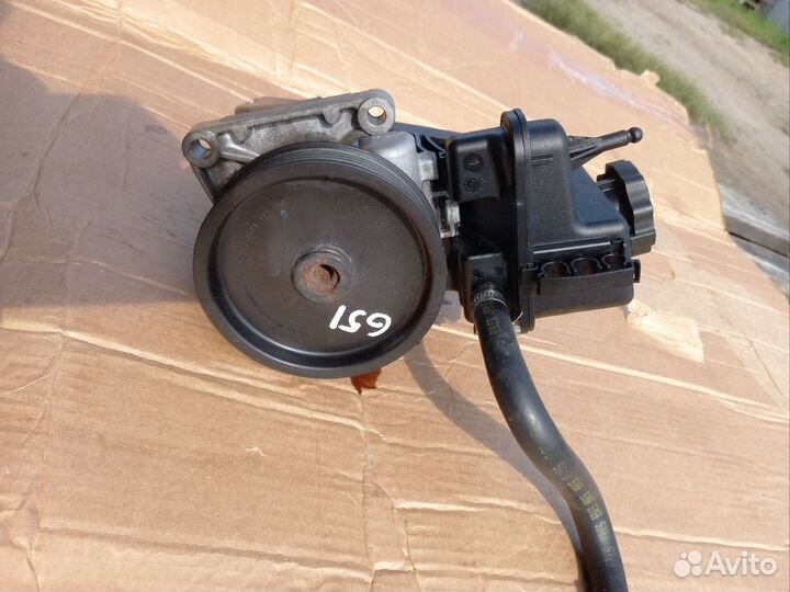 Насос гур для Мерседес Спринтер W906, ом651