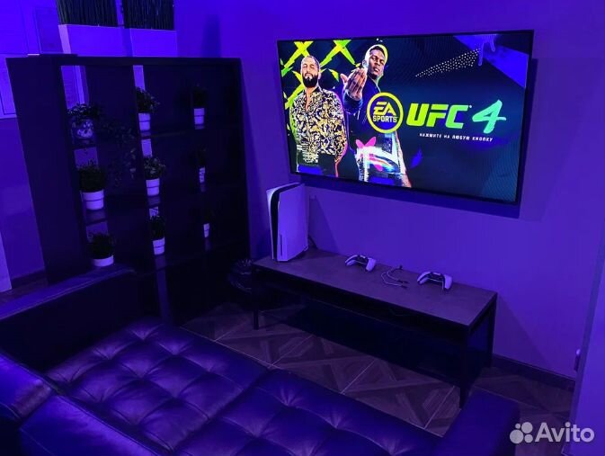 Аренда индивидуального зала с игровой приставкой