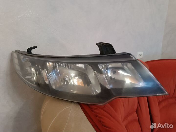Фары kia cerato 2