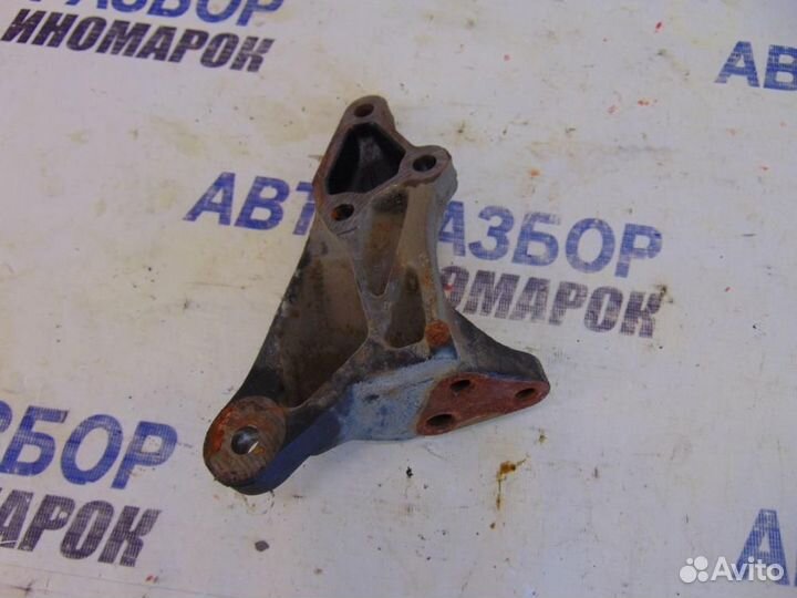 Кронштейн опоры двигателя для Toyota Corolla 9 20