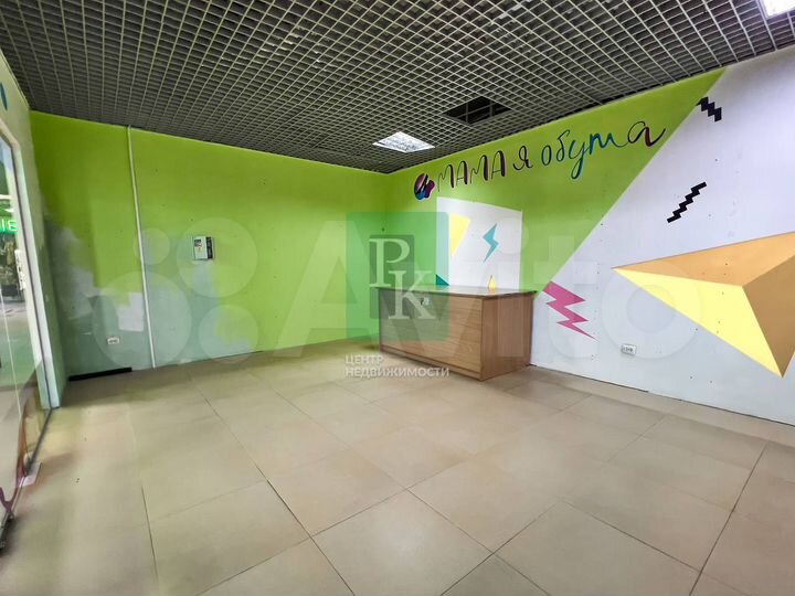 Помещение 28 м2 на первой линии пора