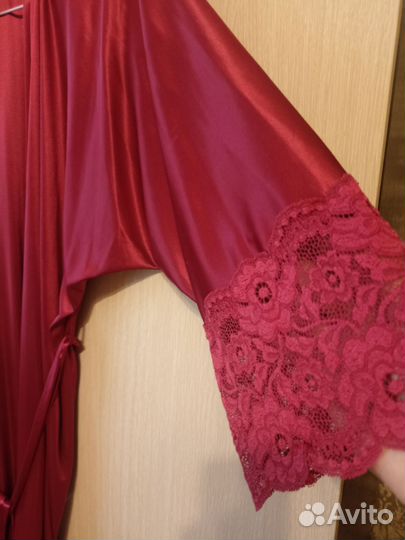 Халат женский шелковый с кружевом.48-52 р.Длинный