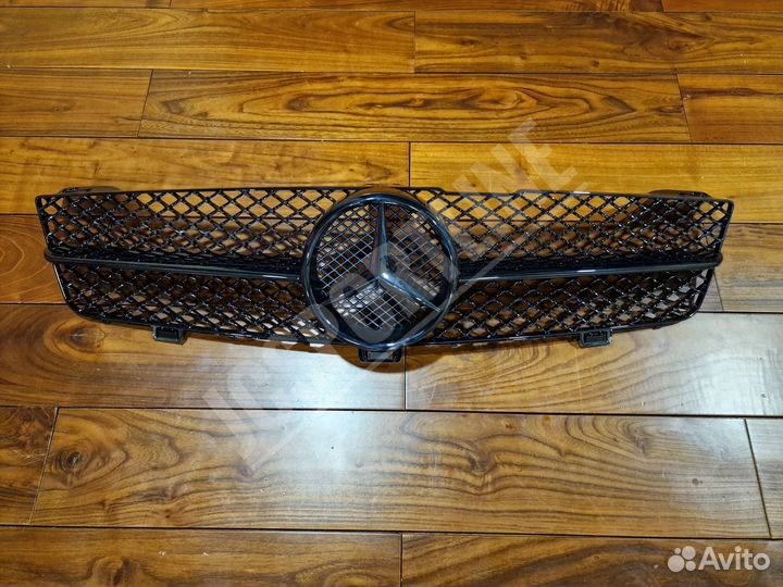 Решетка радиатора AMG Mercedes CLS W219 рестайлинг