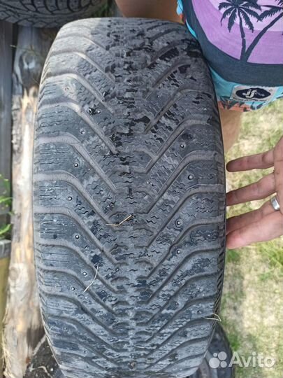 R15 Accelera Epsilon 205/60, PCD 4x100 DIA 42