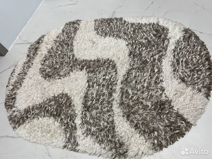 Ковер с длинным ворсом
