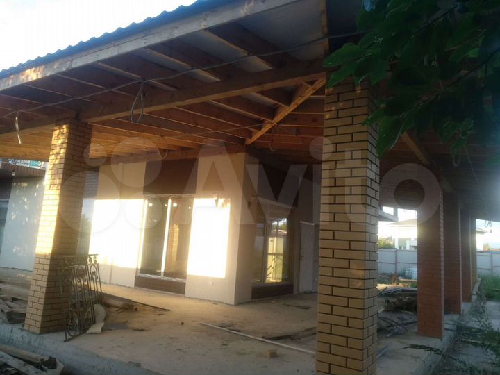 Дом 400 м² на участке 12 сот.