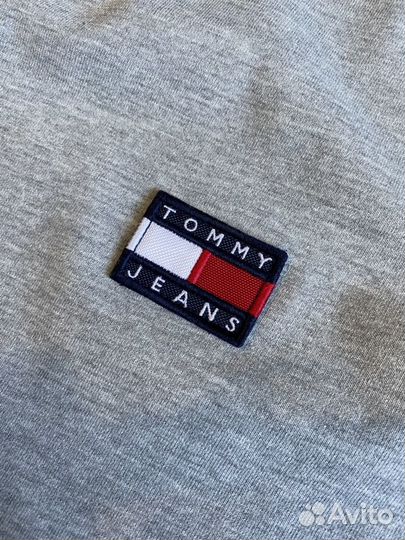 Футболка tommy jeans