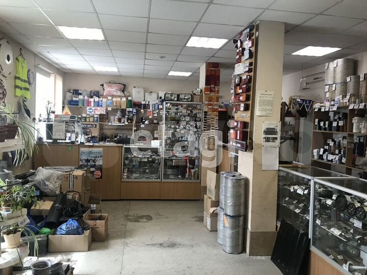 Продам торговое помещение, 240 м²