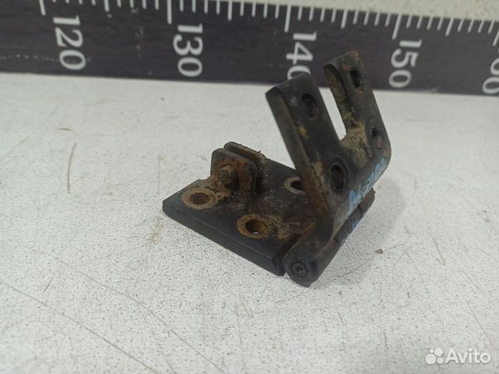 Петля двери Мерседес W463 G