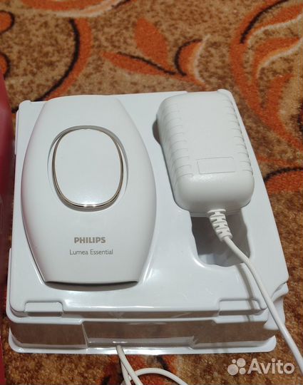 Фотоэпилятор Philips Lumea Comfort