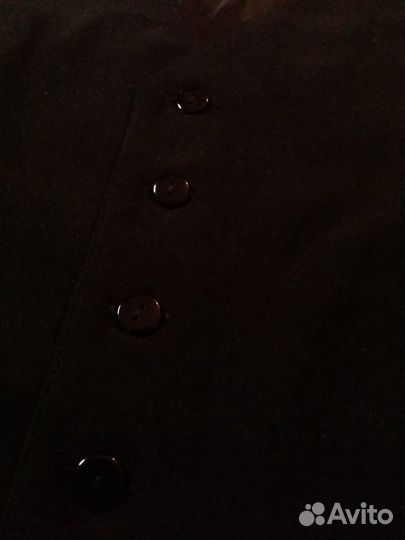 Жилет на школу на пуговицах для мальчика