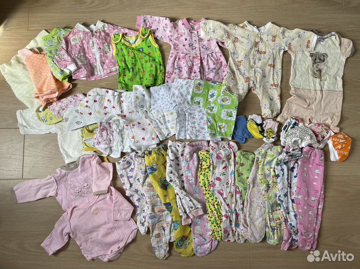 Одежда для новорожденных пакетом 56-62
