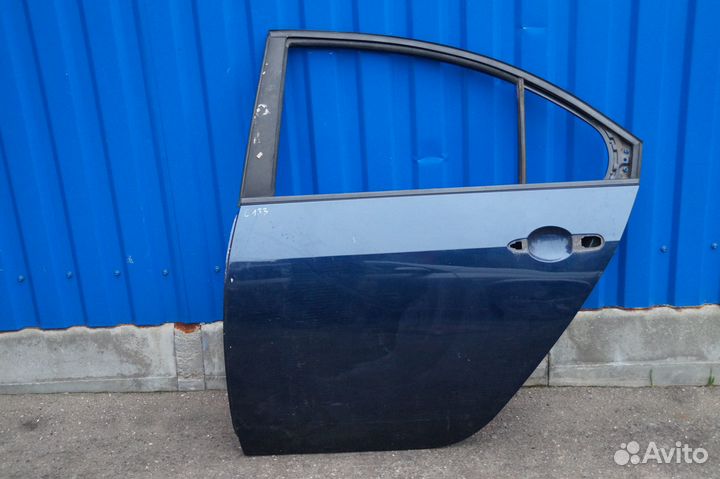 Nissan 82101-BA030 Дверь задняя левая