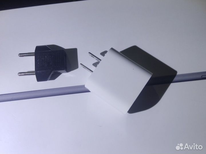 Блок питания для iPhone