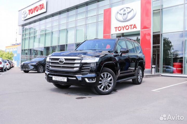 Toyota Land Cruiser 3.5 AT, 2024