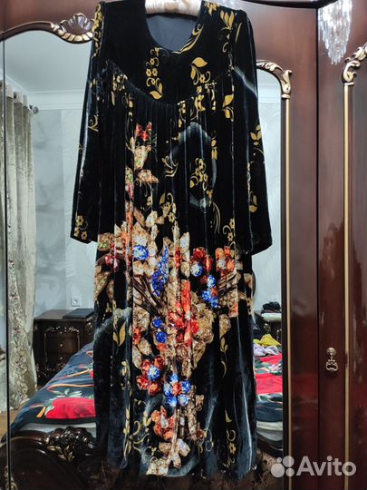 Платье женское