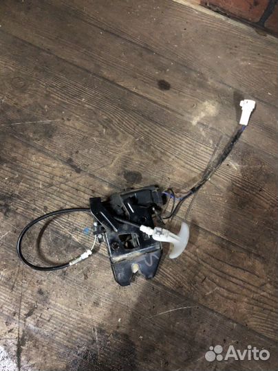 Замок багажника Лифан Солано 2