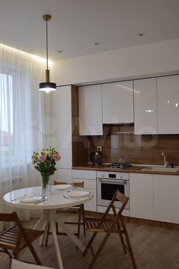 3-к. квартира, 80 м², 1/3 эт.