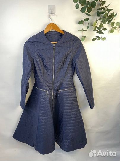 Пальто женские 40 42 XS приталенное стеганное