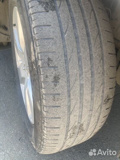 Bridgestone Dueler H/P Sport 225/60 R17