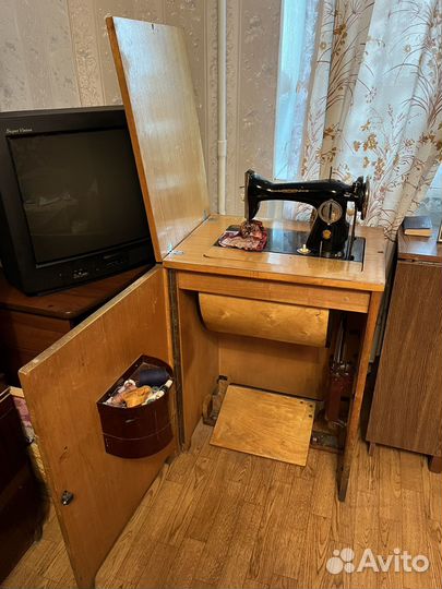 Швейная машинка пмз им. Калинина