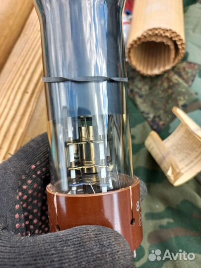 Трубка электронно-лучевая 8ло29И новые