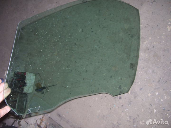 Форд фокус стекло