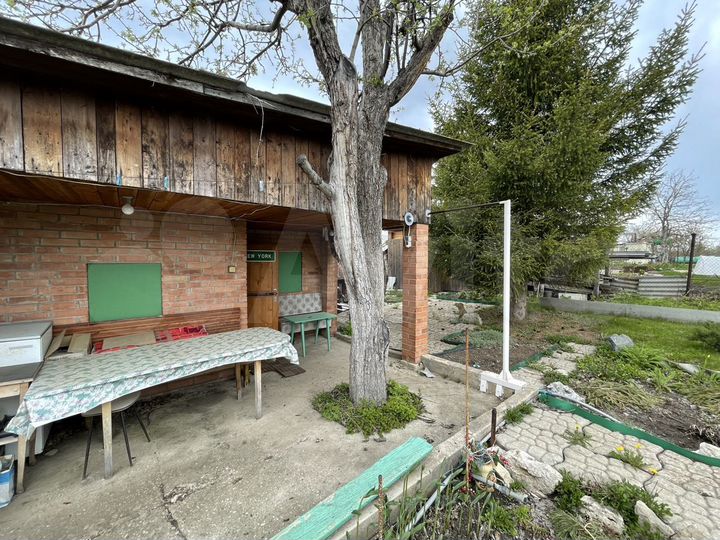 Дача 30 м² на участке 5 сот.