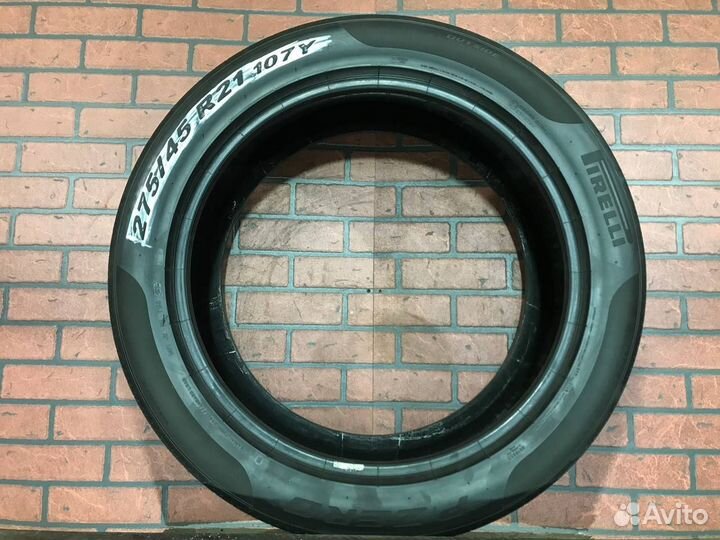 Pirelli P Zero 275/45 R21