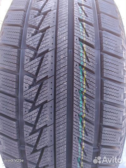 Roadmarch Snowrover 966 2.25/4.5 R17