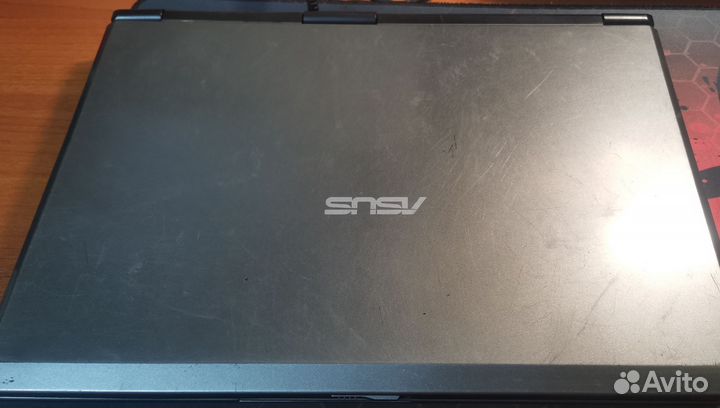 Ноутбук asus