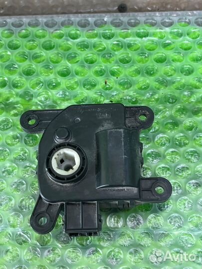 Моторчик отопителя (печки) Сервопривод Kia Rio 3