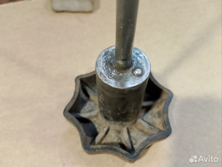 Рукоятка демпфера вилки мотоцикла иж