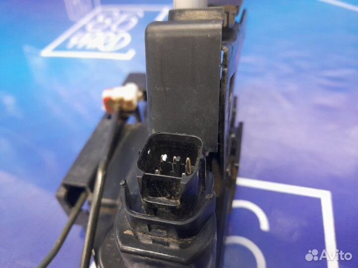 Замок двери передний левый Ssang Yong Kyron D100