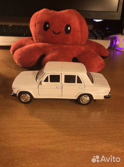 Моделька автомобиля