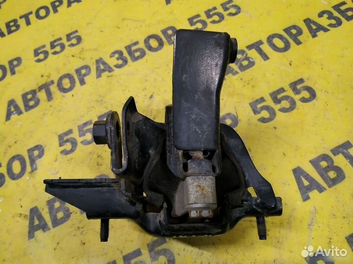 Skoda Fabia 2 Опора кпп левая 6Q0199555