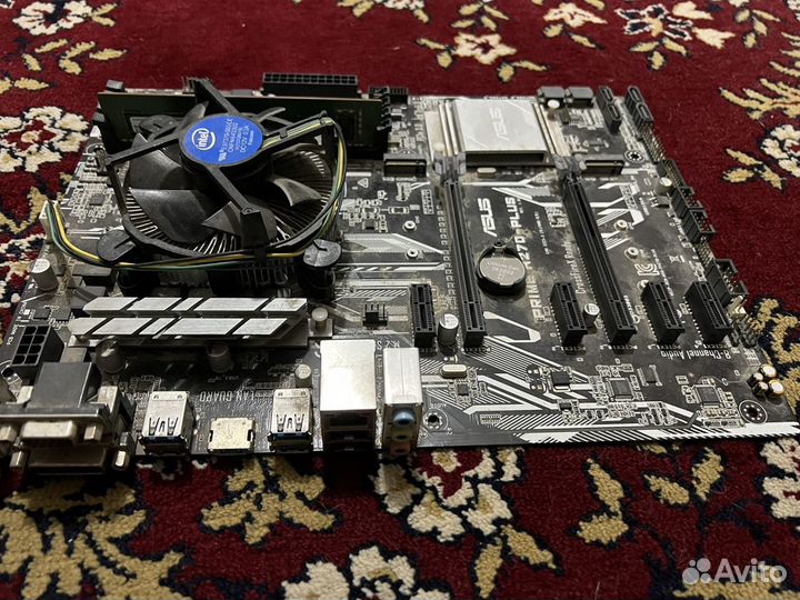 Материнская плата