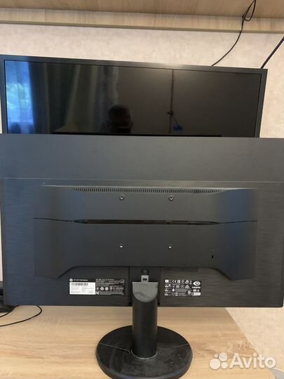 Монитор для компьютера 27